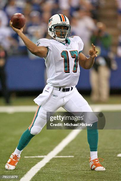 Former Miami Dolphins quarterback Cleo Lemon